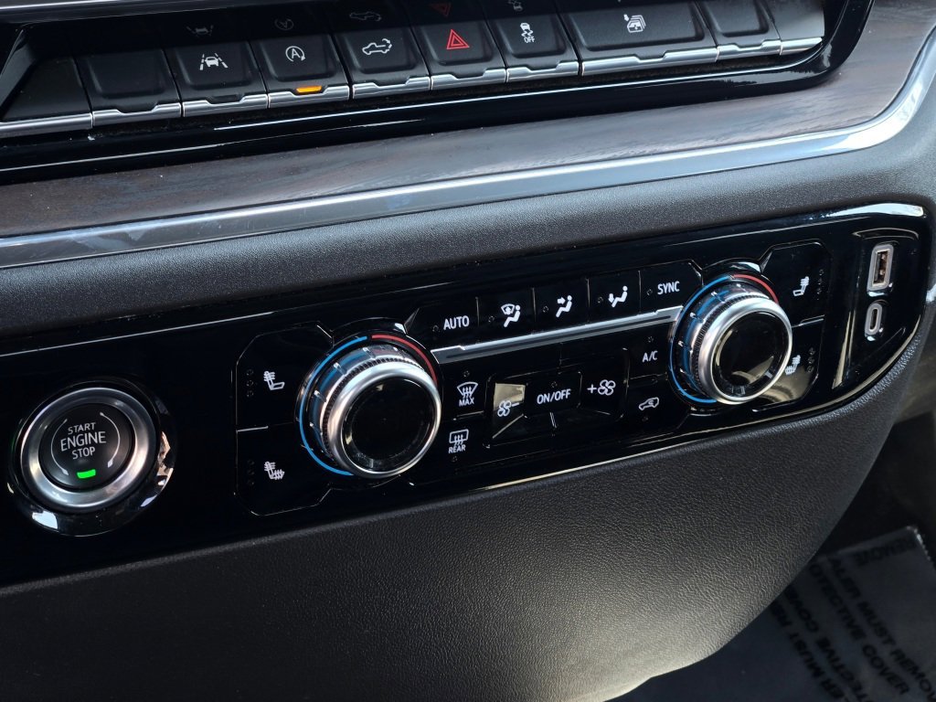 2024 GMC Sierra 1500 SLT - Photo 27