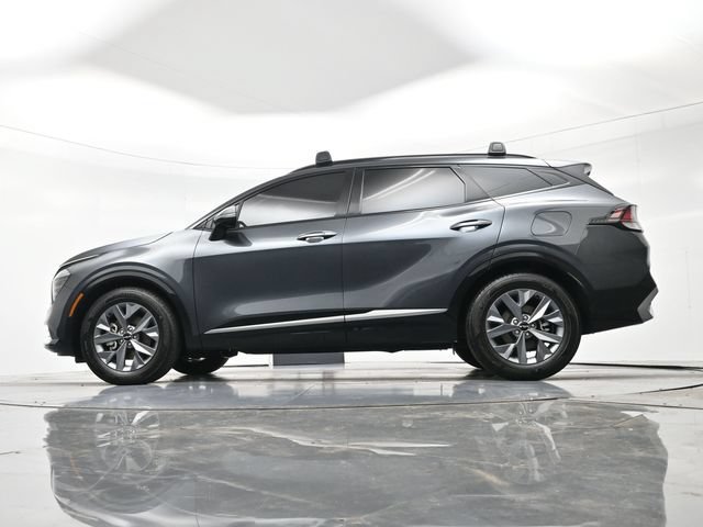 Used 2025 Gravity Gray Kia SX image 29