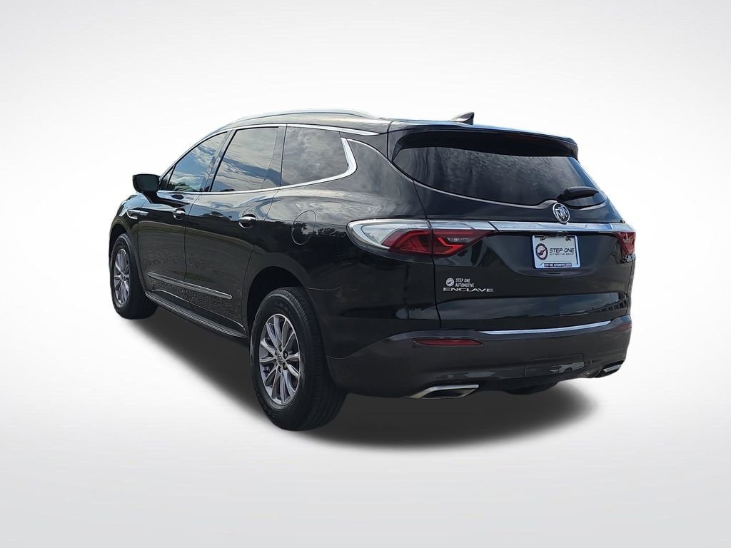 Used 2023 Ebony Twilight Metallic Buick Essence image 5