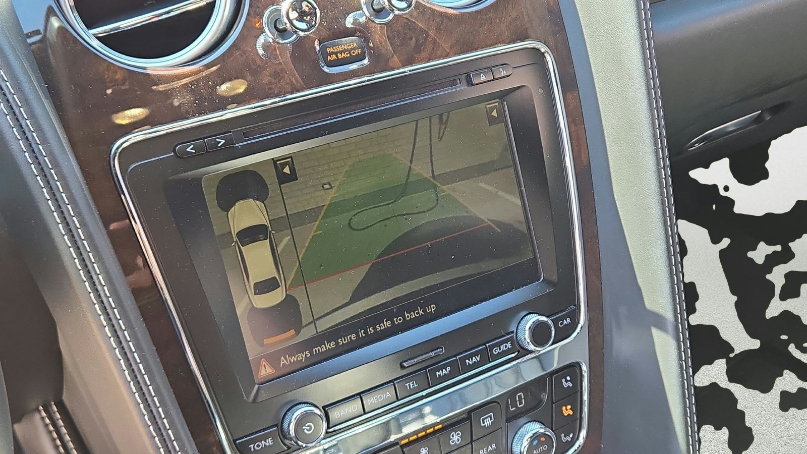 Used 2014  Bentley Base image 16
