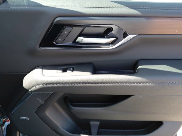 2026 GMC Yukon XL Denali - Photo 31