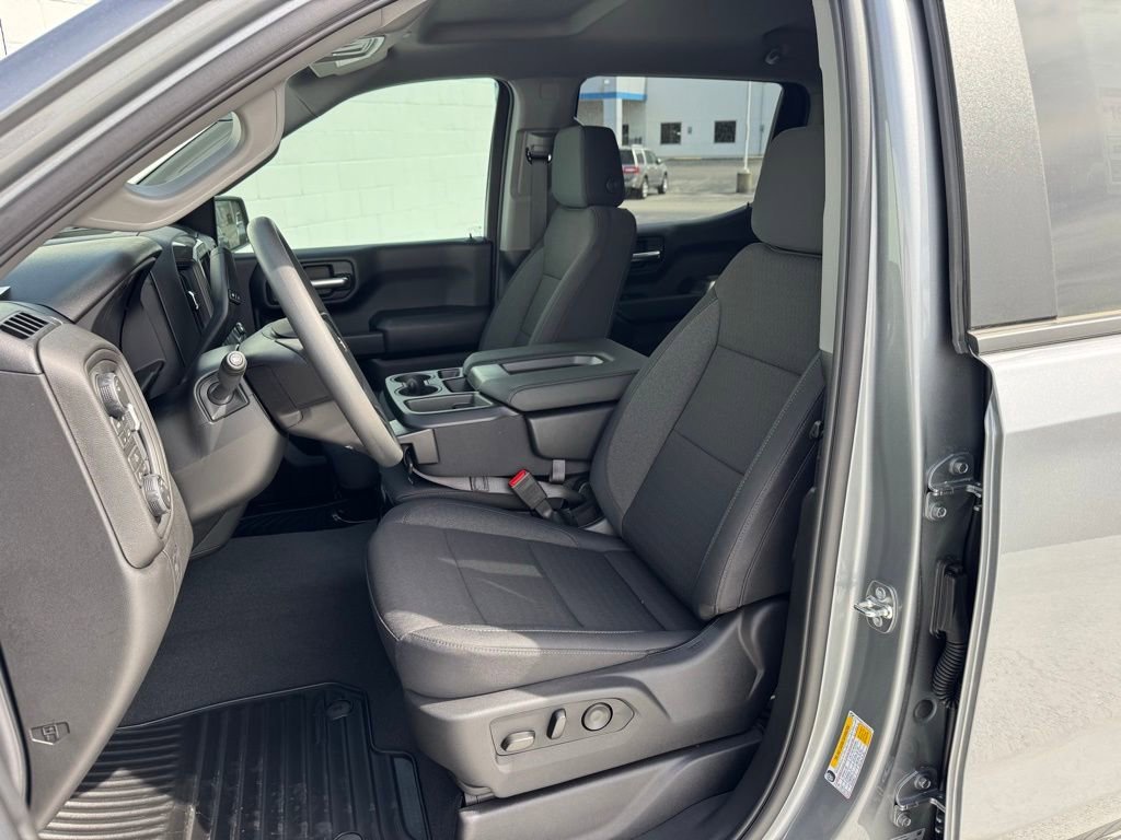 2026 Chevrolet Silverado 1500 Custom - Photo 17