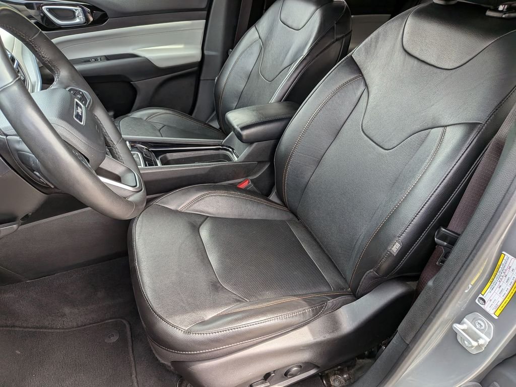Used 2023 Gray Jeep Limited image 14