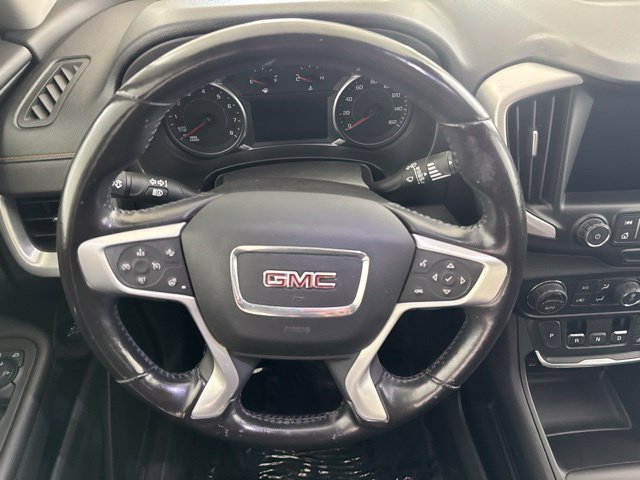 Used 2021 White GMC SLT image 29