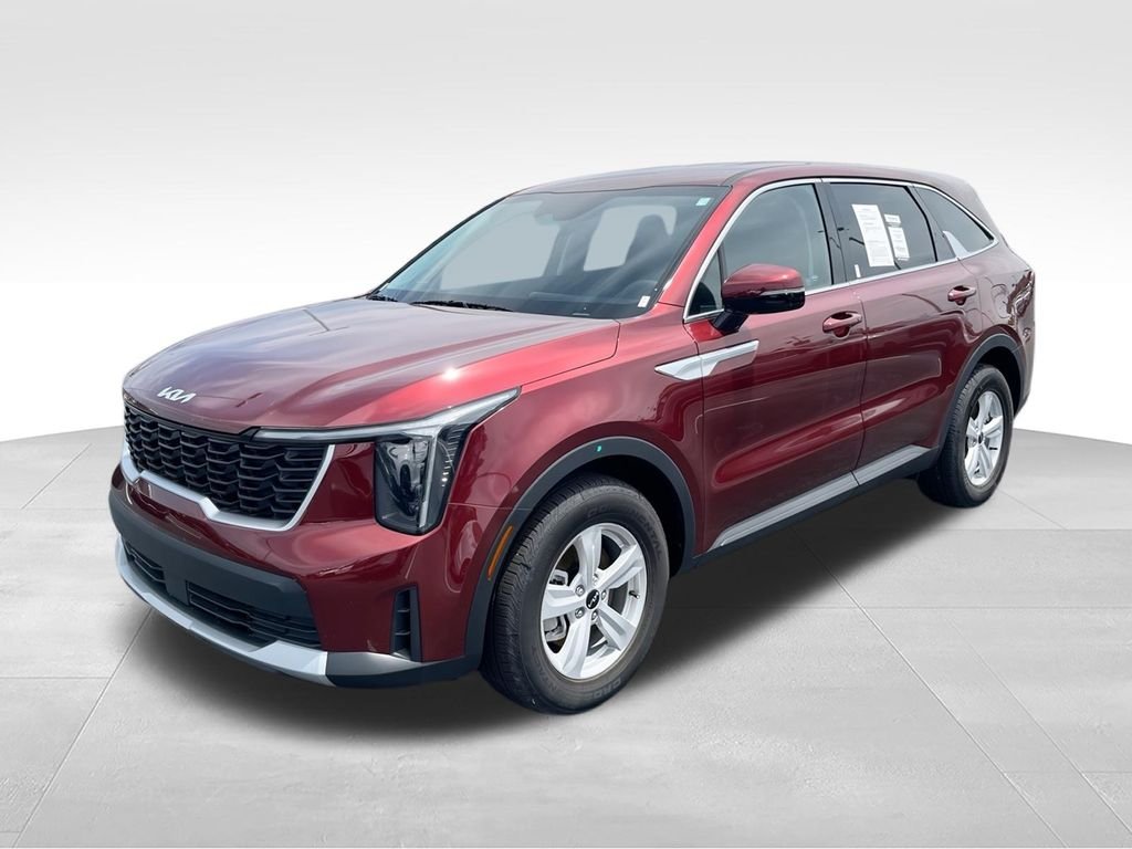 Used 2025 Red Kia LX image 4