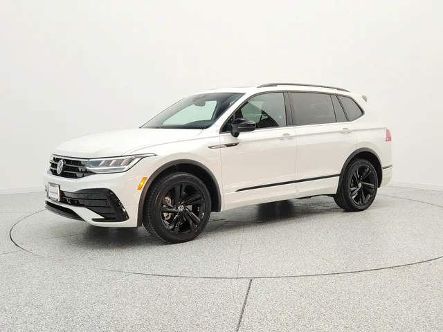 2023 Volkswagen Tiguan 2.0T SE R-Line Black FWD
