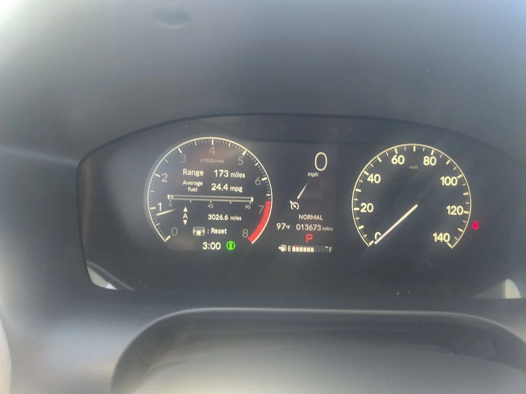 Used 2024 Modern Steel Metallic Honda LX image 13