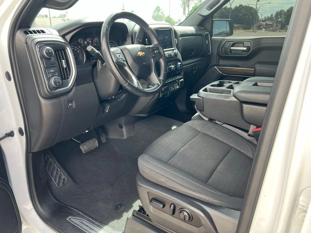 Used 2021 Summit White Chevrolet LT image 10