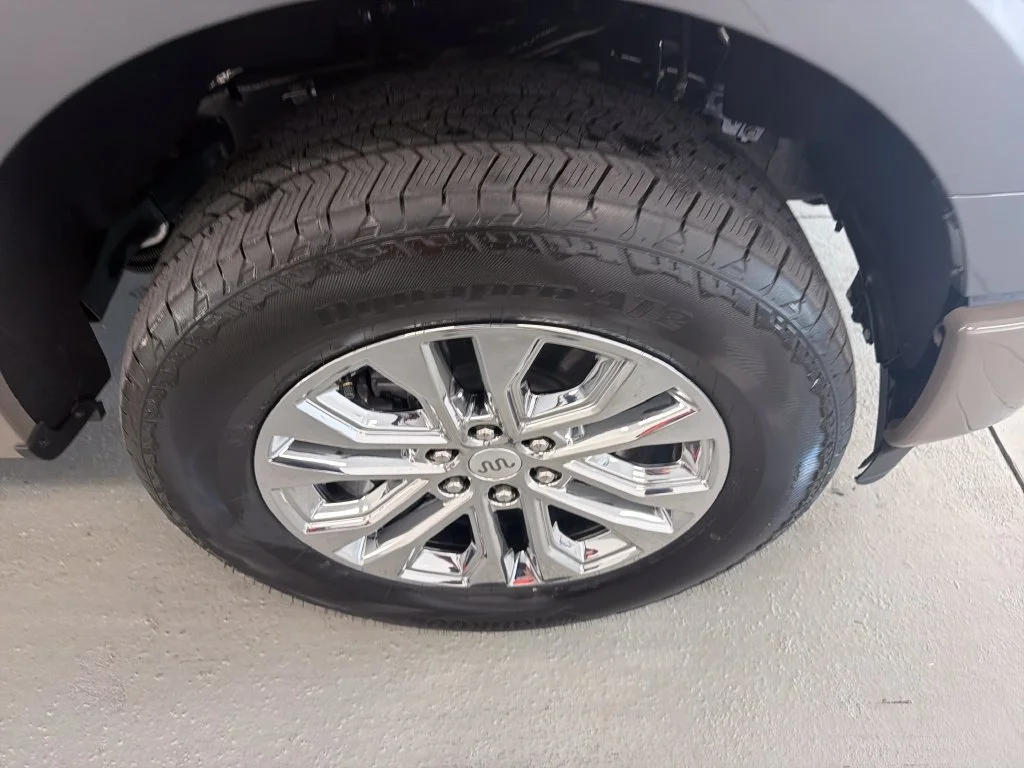 New 2026 Carbonized Gray Metallic Ford King Ranch® image 5