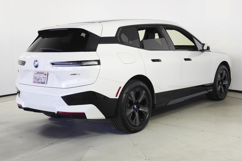 Certified Used 2024 Alpine White BMW xDrive50 image 6