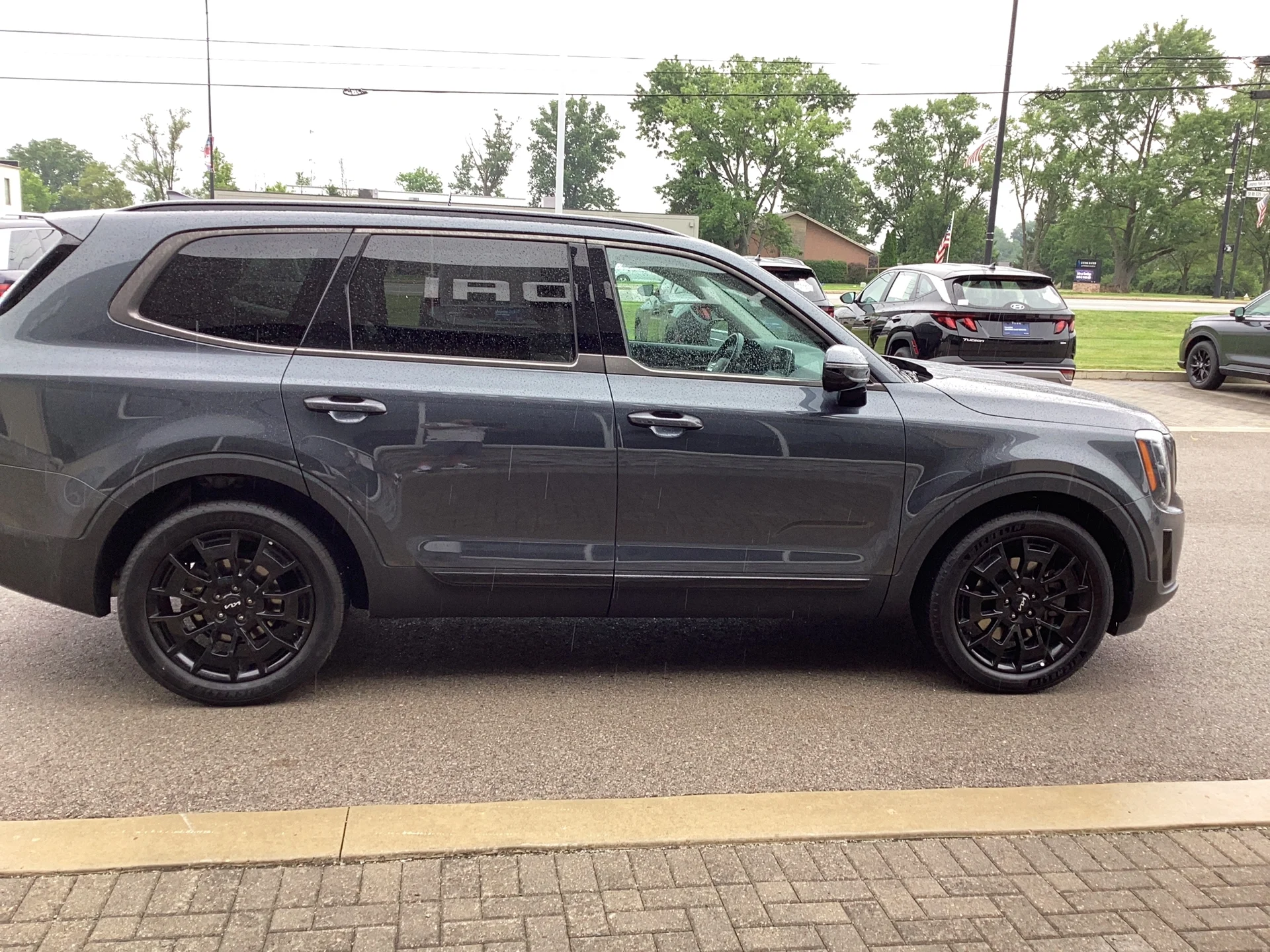 Used 2022 Gravity Gray Kia SX image 3
