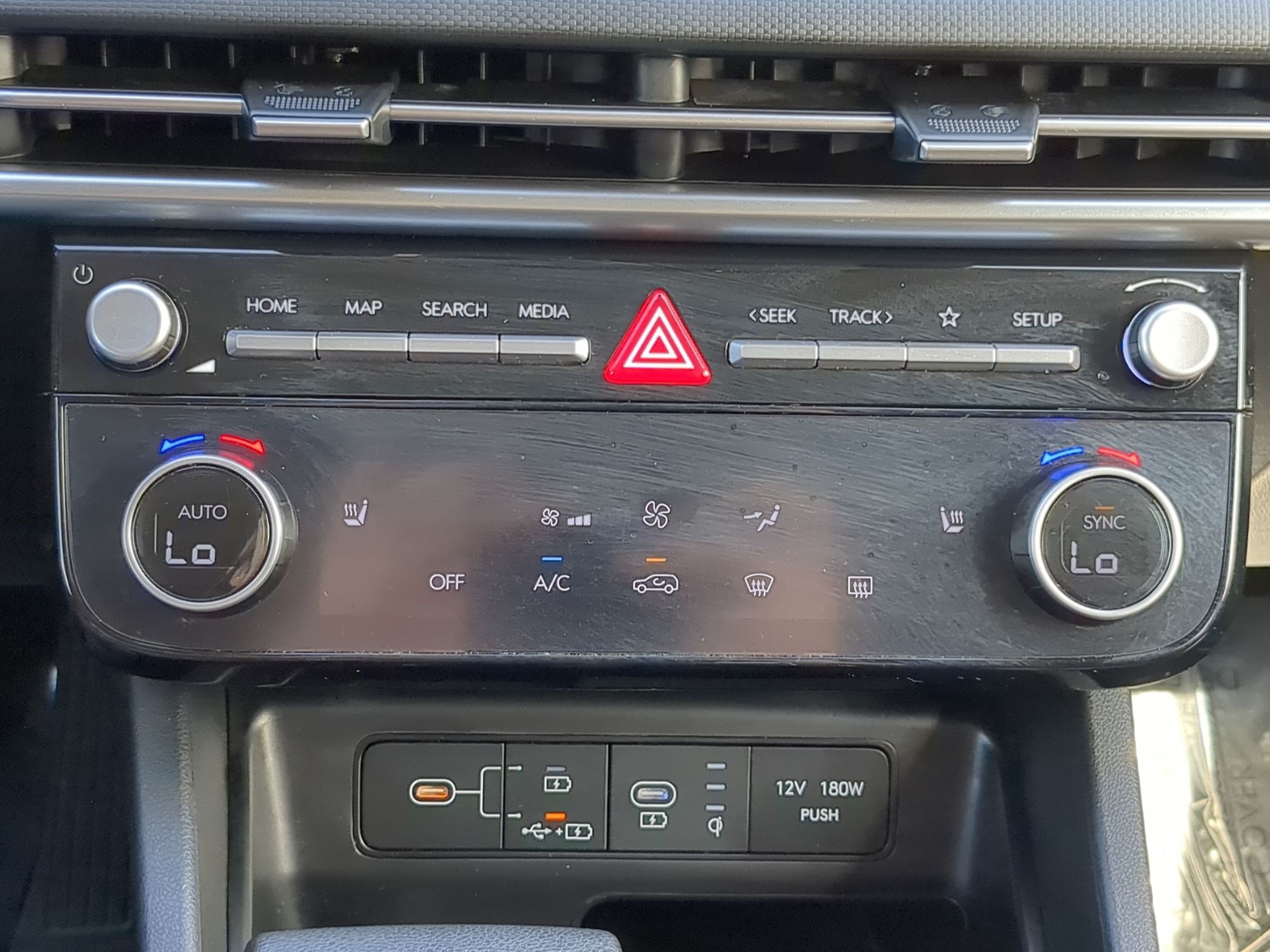 2025 Hyundai Tucson SEL - Photo 24