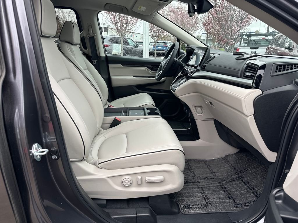 2026 Honda Odyssey Touring - Photo 18