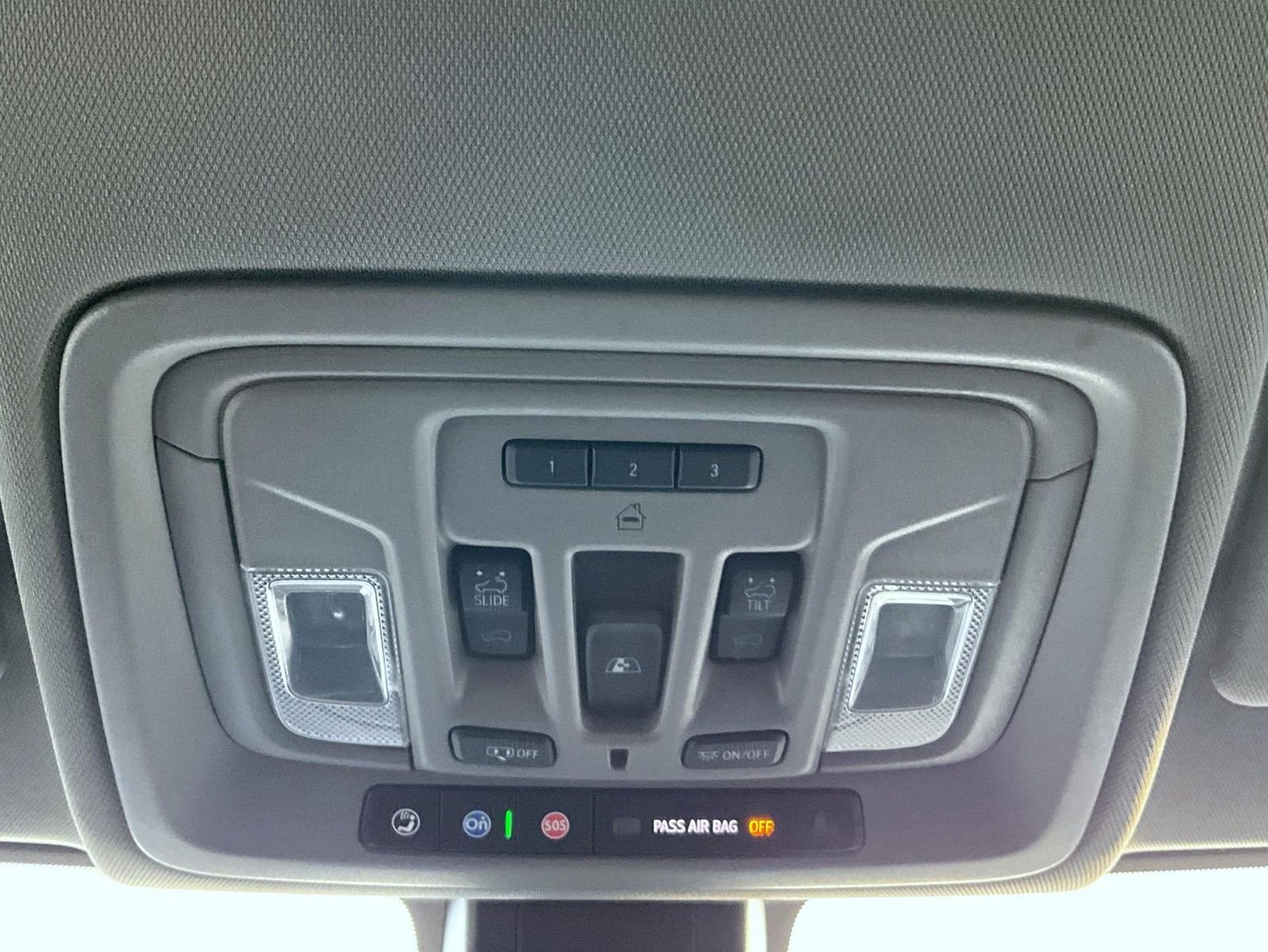 Used 2023 Red GMC SLT image 16