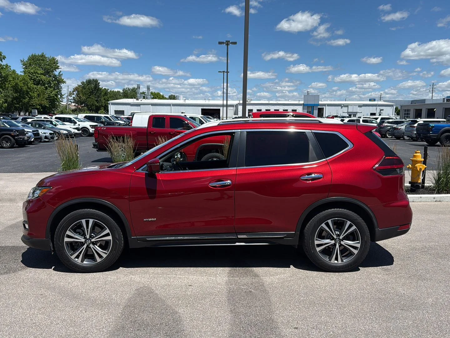 Used 2018 Scarlet Ember Nissan SL Hybrid image 6