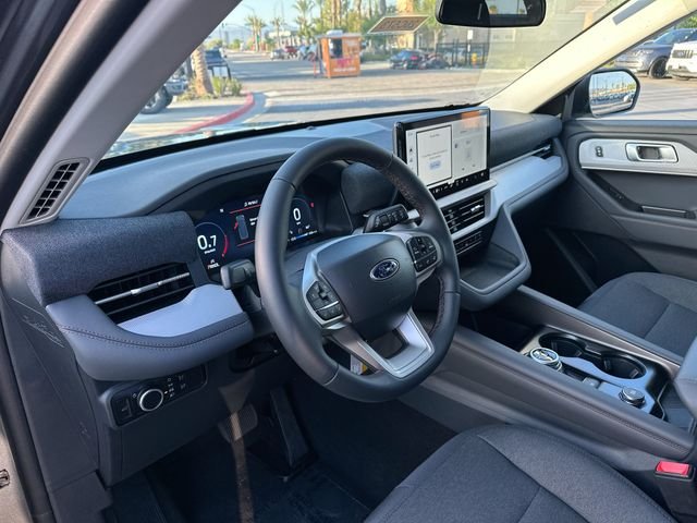 New 2026 Carbonized Gray Metallic Ford Active image 9
