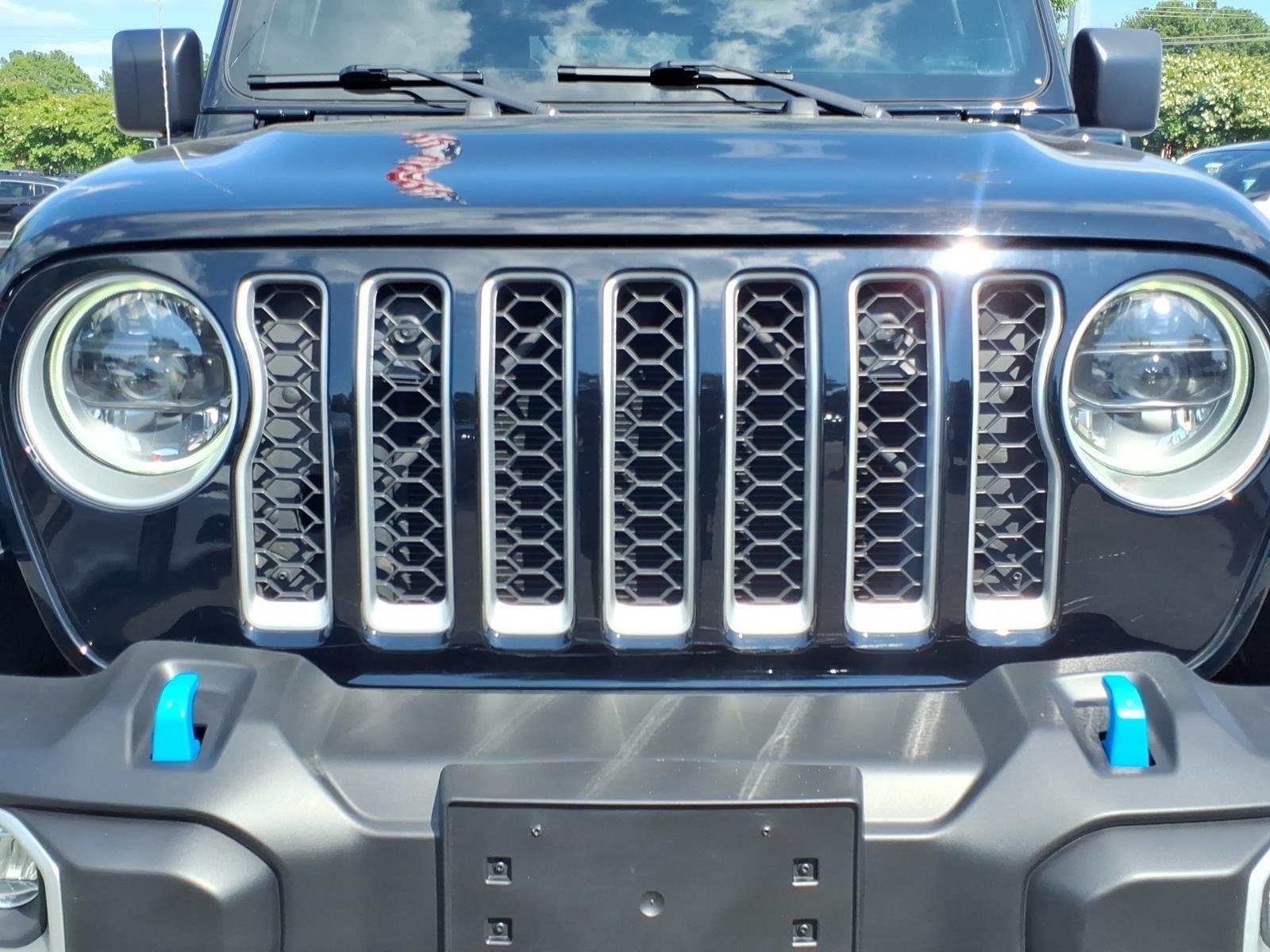 Used 2023 Black Clearcoat Jeep Sahara image 15