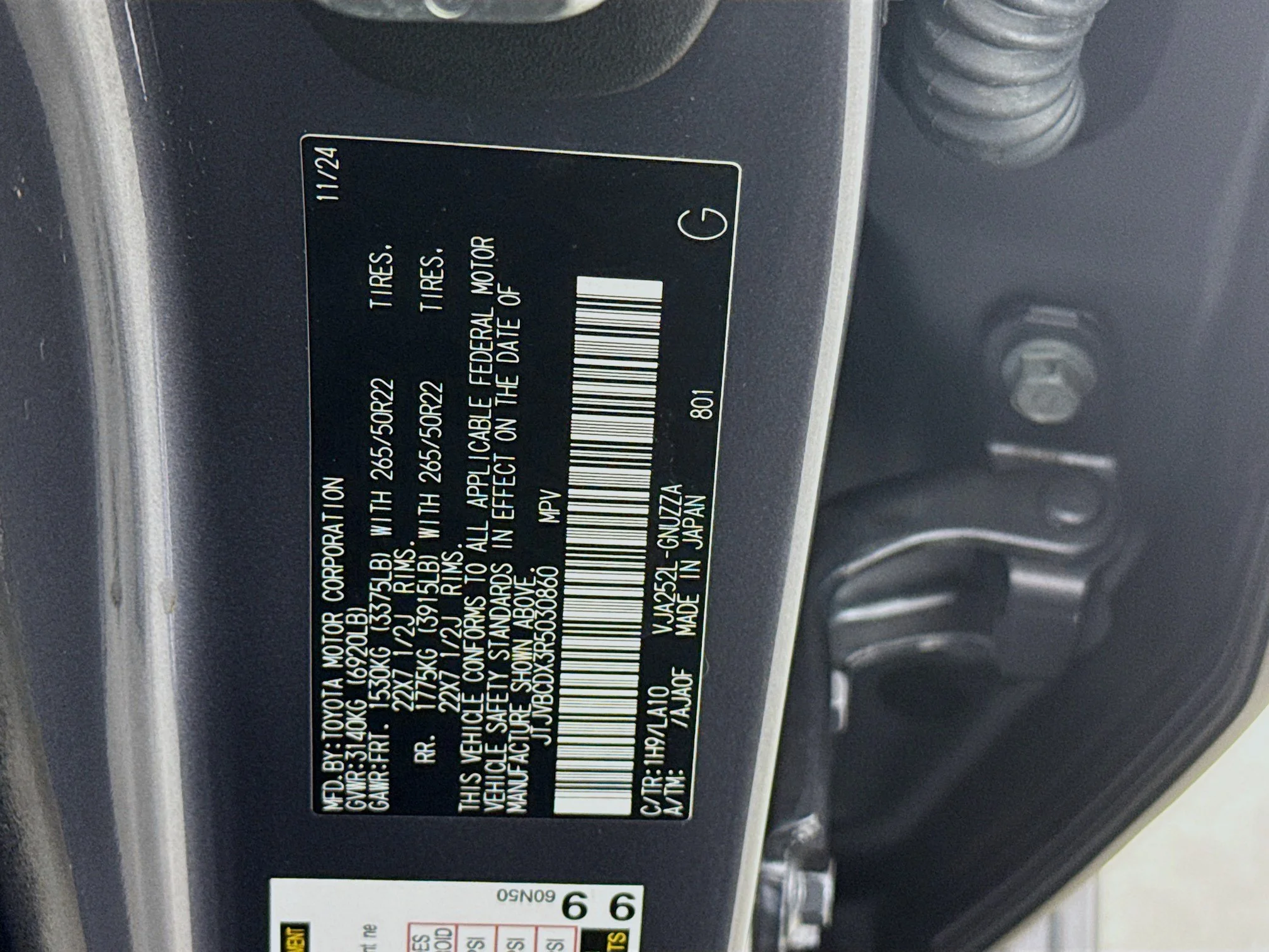 Used 2024 NEBULA GRAY PEARL Lexus 550 Luxury+ image 31