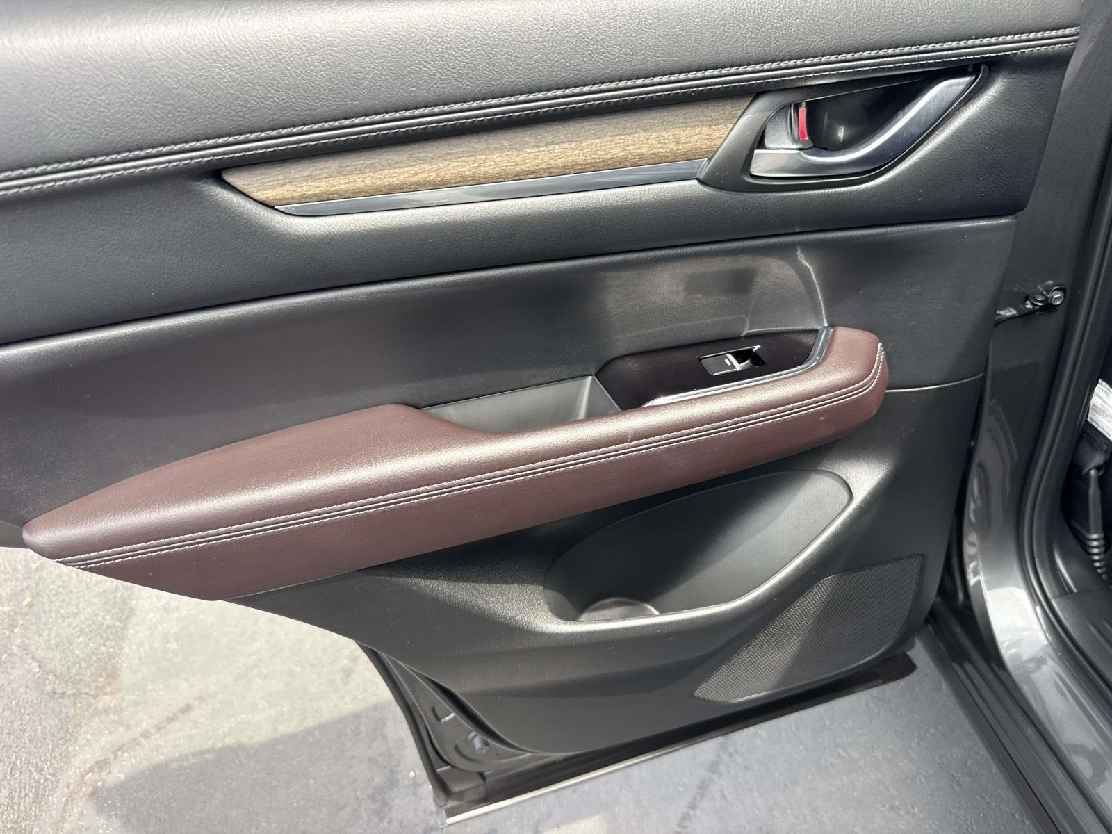 Certified Used 2024 Gray Mazda 2.5 Turbo Signature image 10