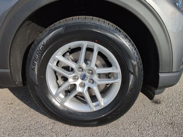 New 2026 Carbonized Gray Metallic Ford Active image 11
