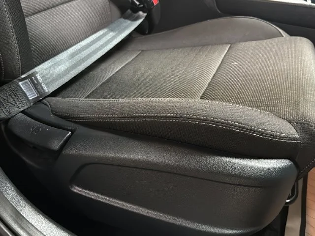 Used 2022 Red Kia LX image 15