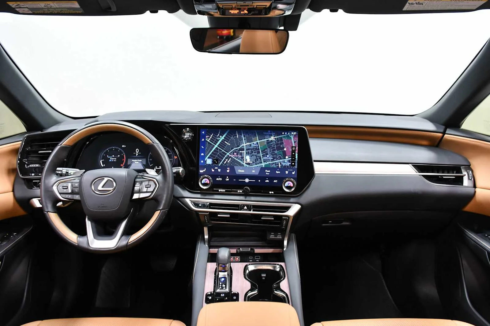 Certified Used 2025 NORI GREEN PEARL Lexus Premium image 17