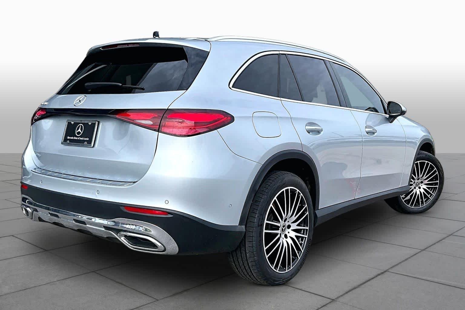 Certified Used 2023 Cirrus Silver Metallic Mercedes-Benz GLC 300 image 13