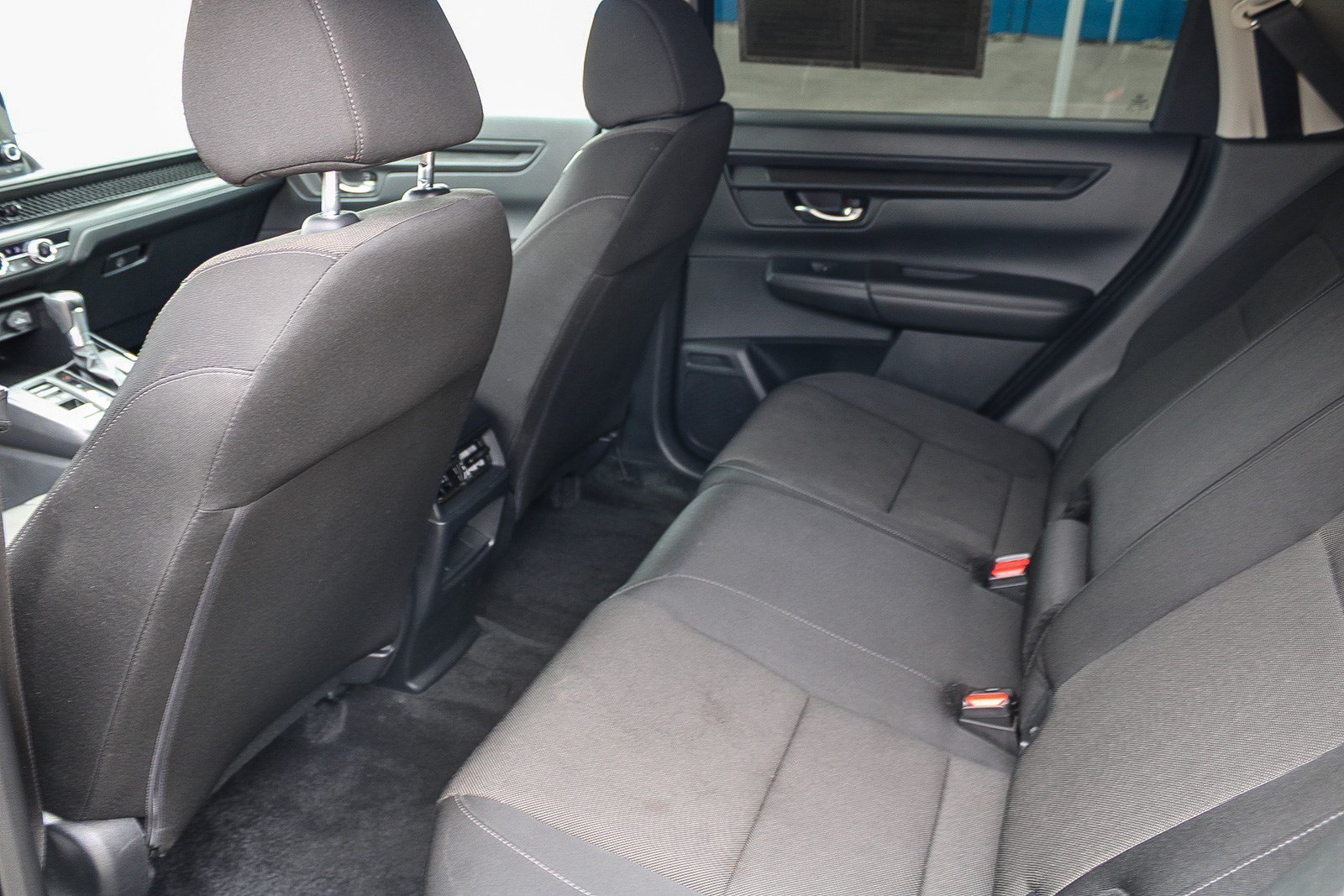 2025 Honda CR-V LX - Photo 47