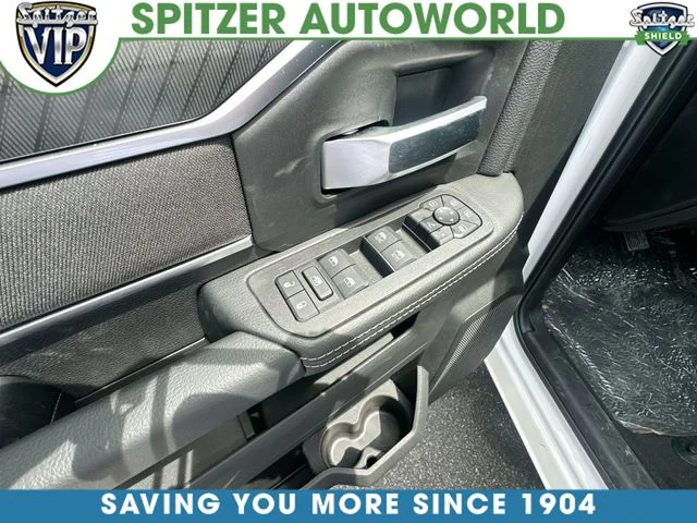 New 2025 Bright White Clearcoat RAM Big Horn image 14