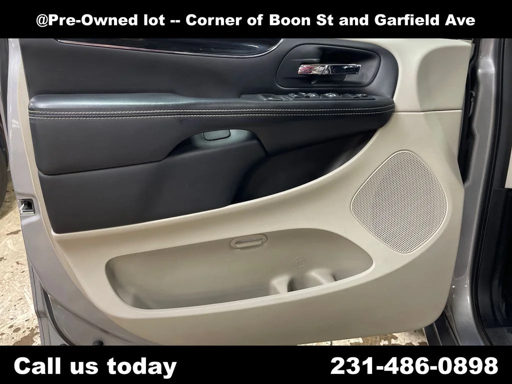 Used 2014 Silver Dodge SE 30th Anniversary image 15