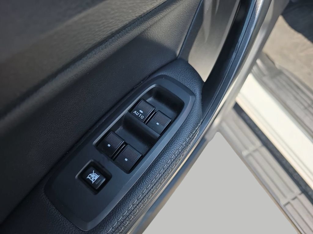 Used 2020 White Ford Lariat image 14