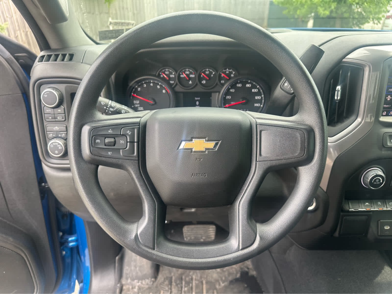 Used 2022 Glacier Blue Metallic Chevrolet Custom image 11