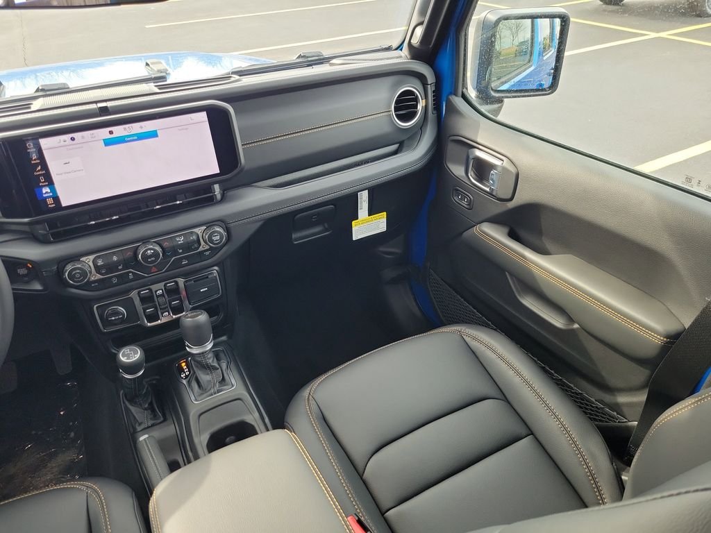 New 2026 Hydro Blue Pearlcoat Jeep Sahara image 12