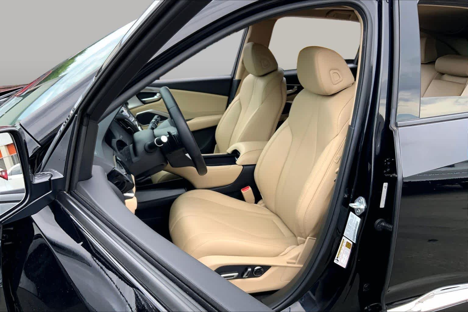 Certified Used 2023 Majestic Black Pearl Acura SH-AWD image 8