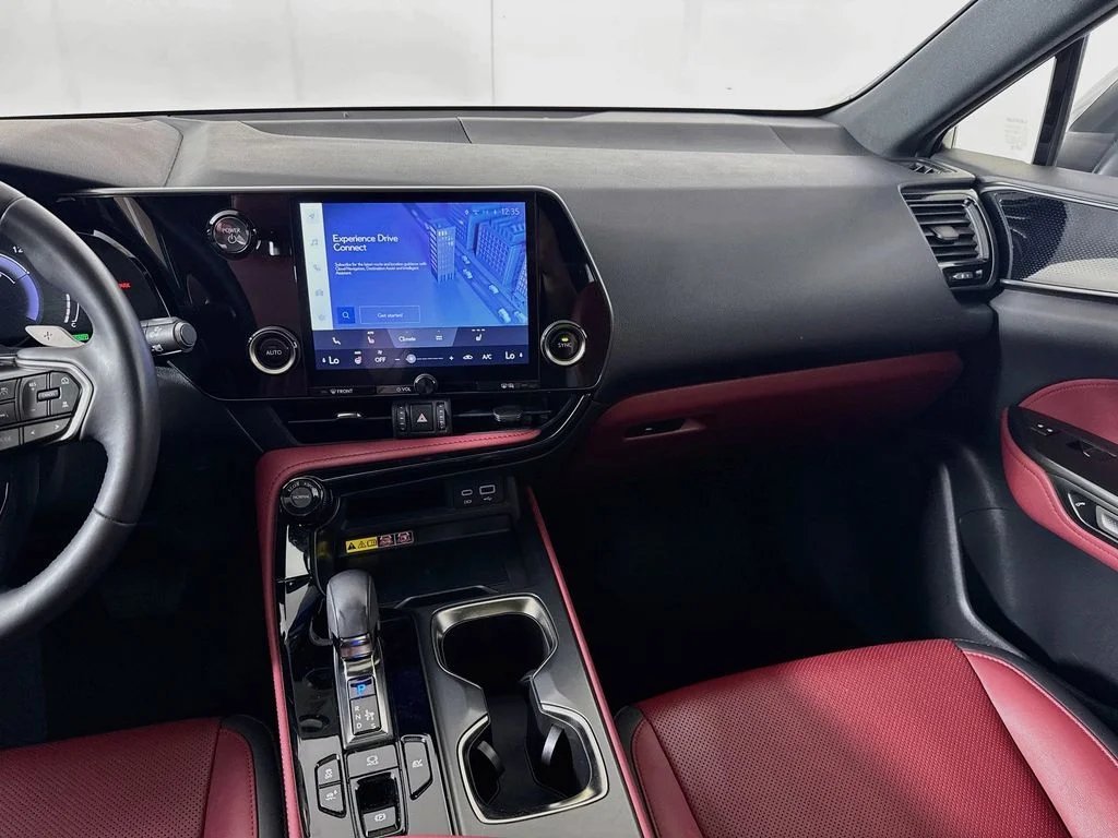 Used 2025 Gray Lexus 350h Base image 30