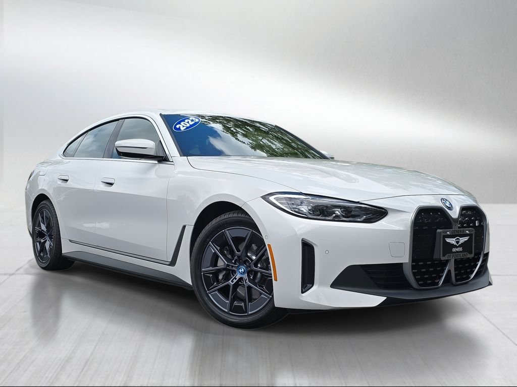 2023 BMW i4 eDrive40's photo