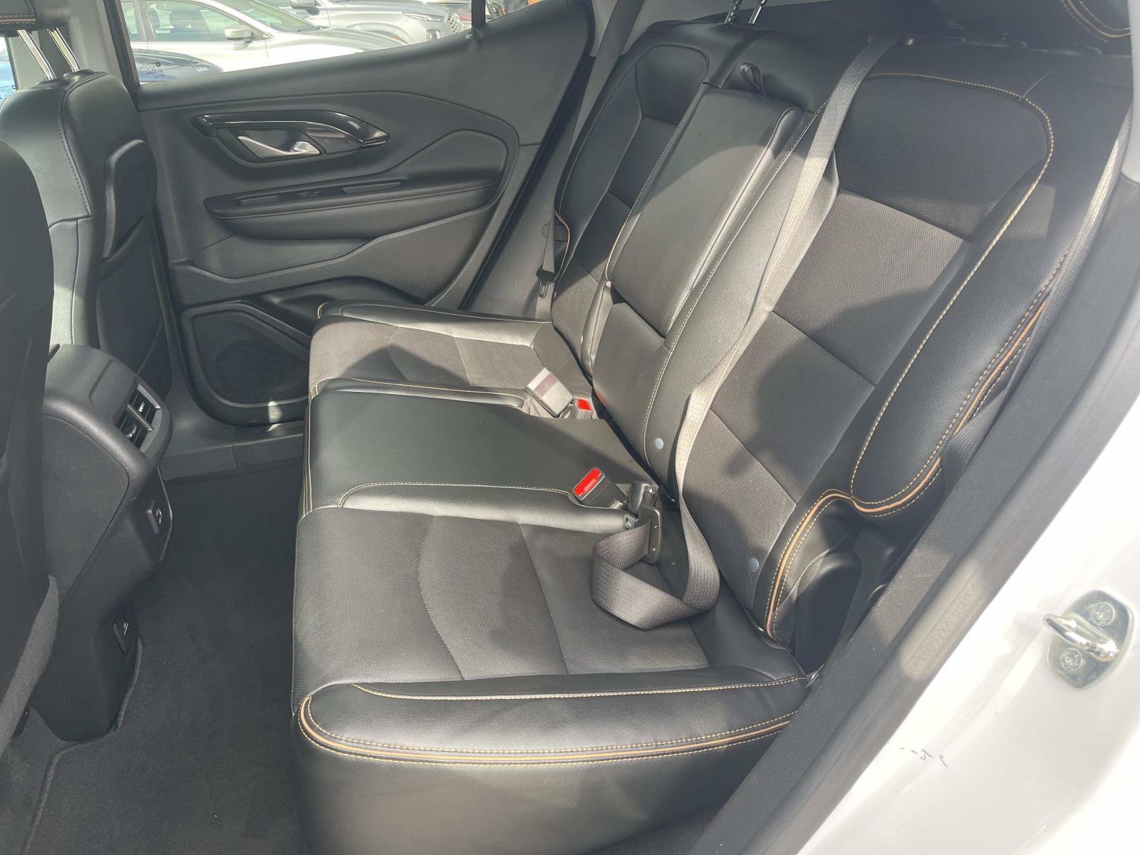 Used 2023 Summit White GMC AT4 image 18