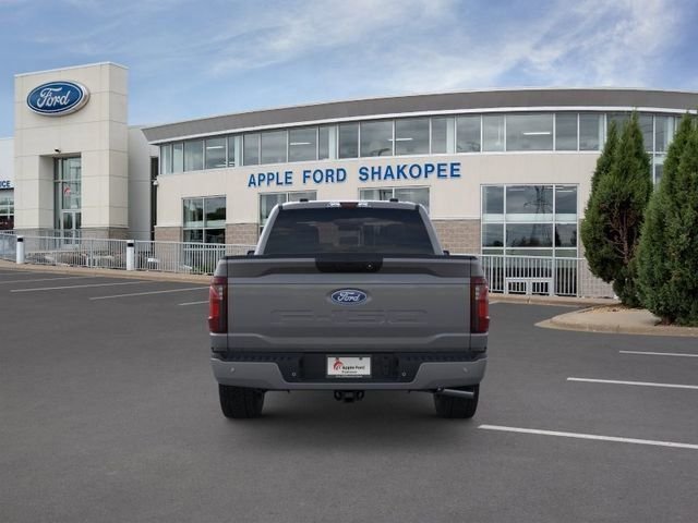 New 2026 Gray Ford XLT image 5