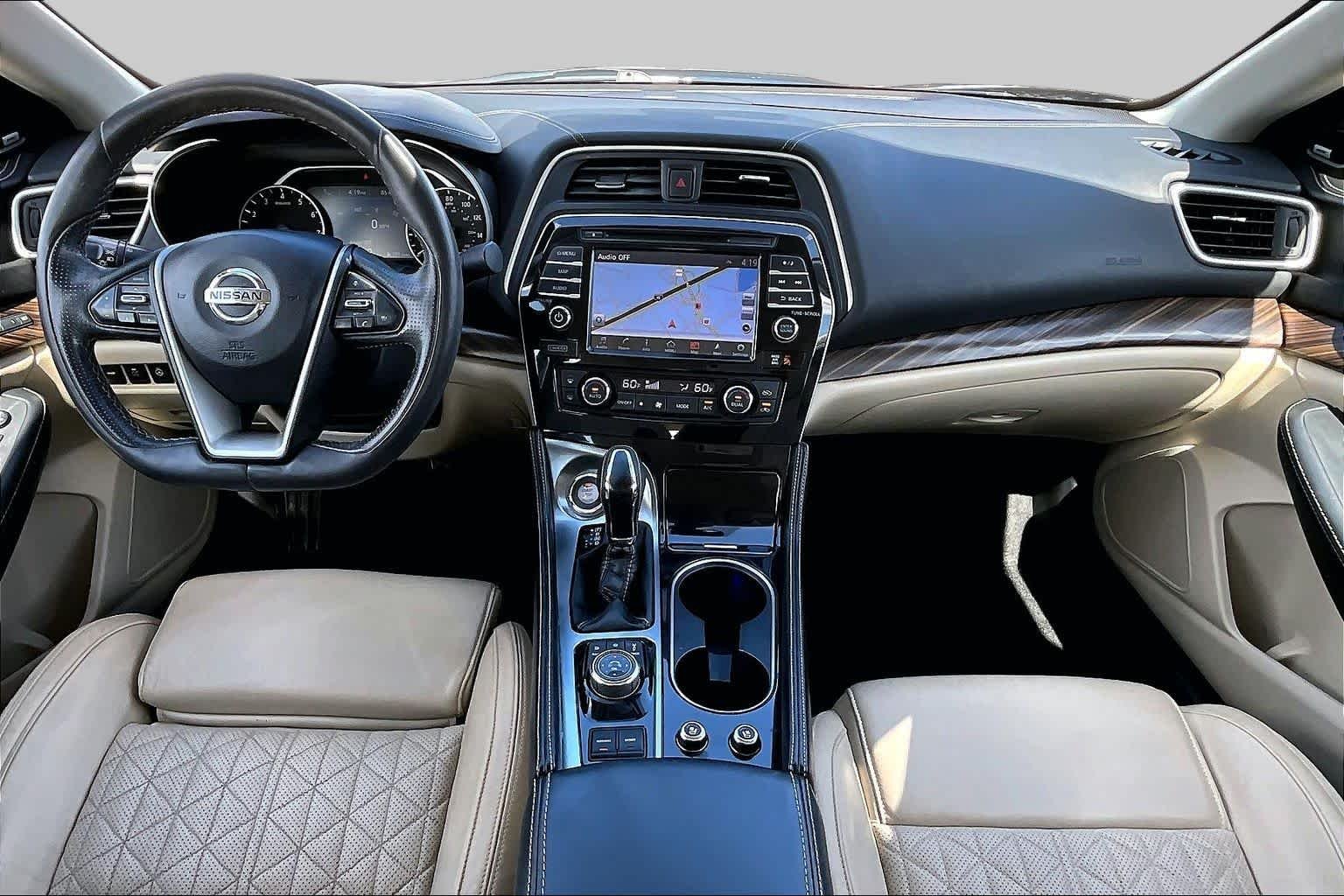 Used 2017 Bordeaux Black Nissan Platinum image 15