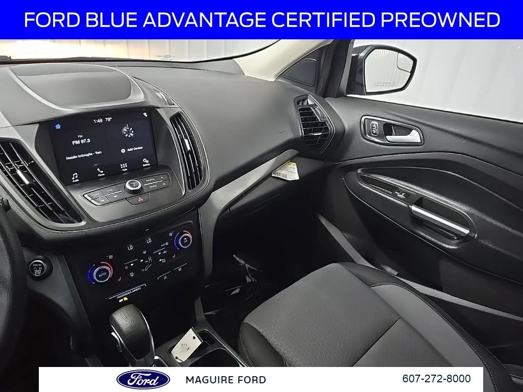 Used 2019 Black Ford SE image 29