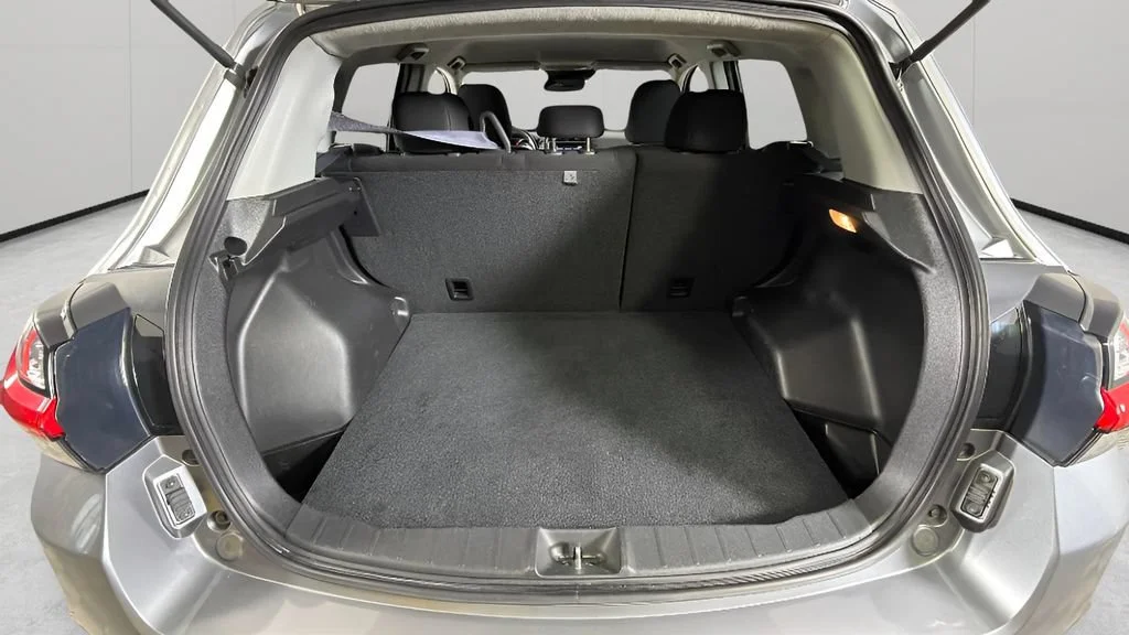 Used 2020  Mitsubishi ES 2.0 image 28