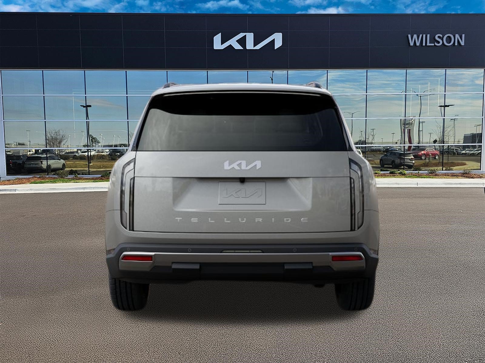 New 2027 Ivory Silver Kia S image 5