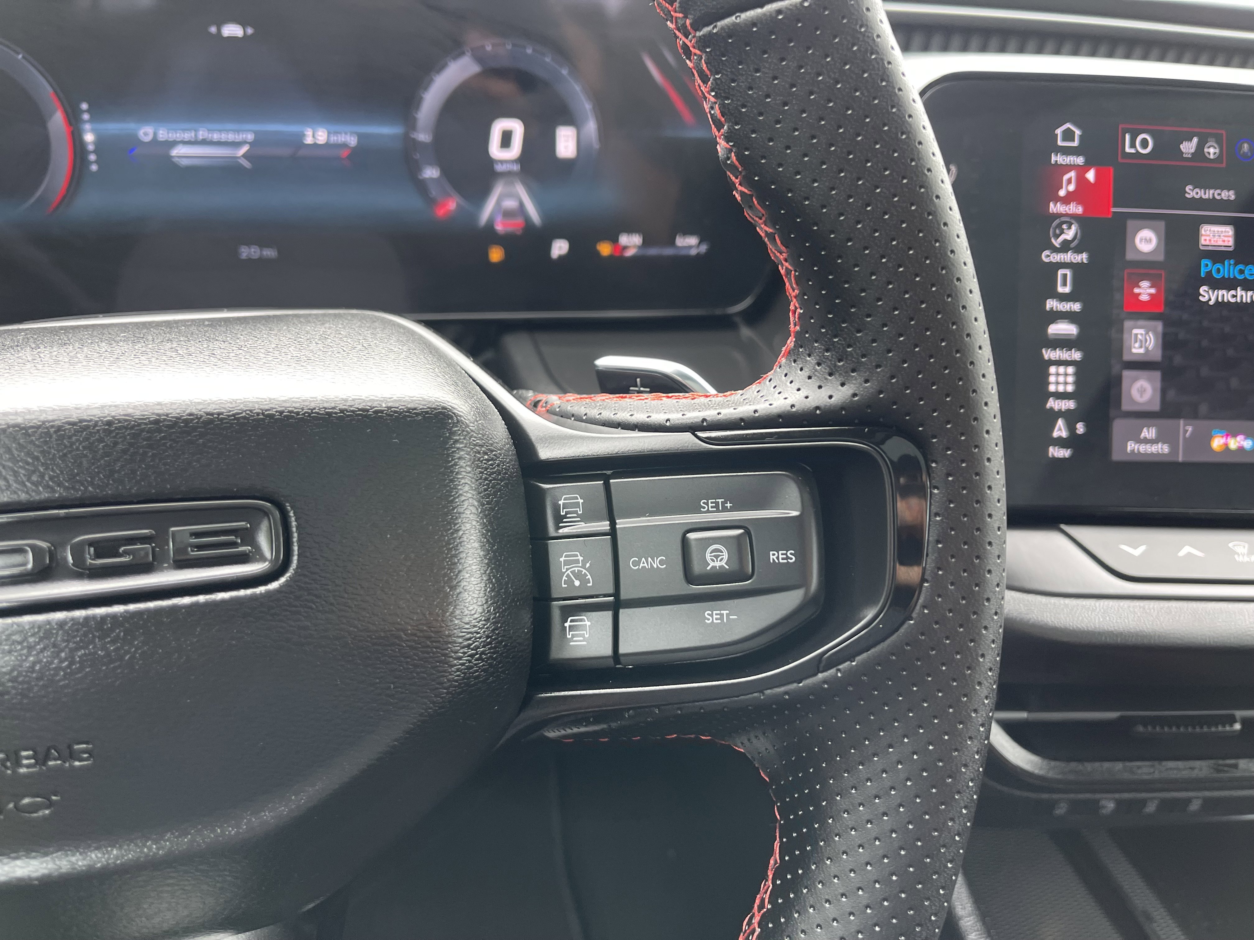 New 2026 White Knuckle Exterior Paint Dodge R/T image 39