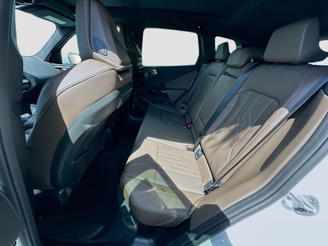 New 2026 White BMW 30 xDrive image 19