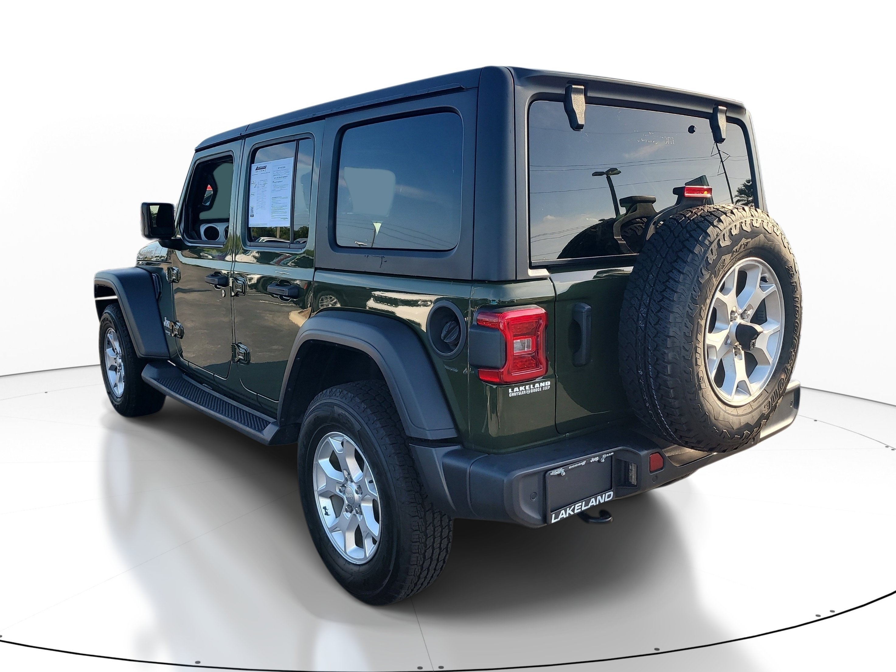 Used 2021 Sarge Green Clearcoat Jeep Unlimited Islander image 6