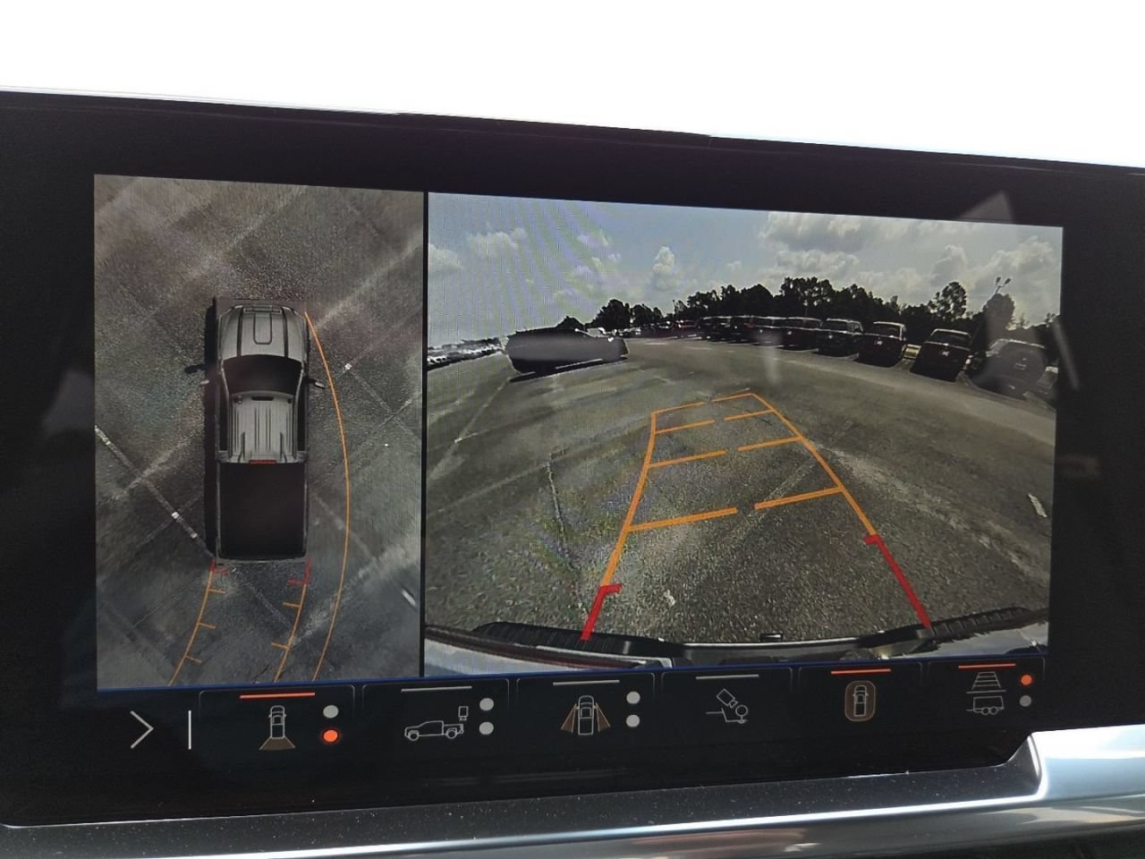 New 2026 Summit White GMC SLT image 10