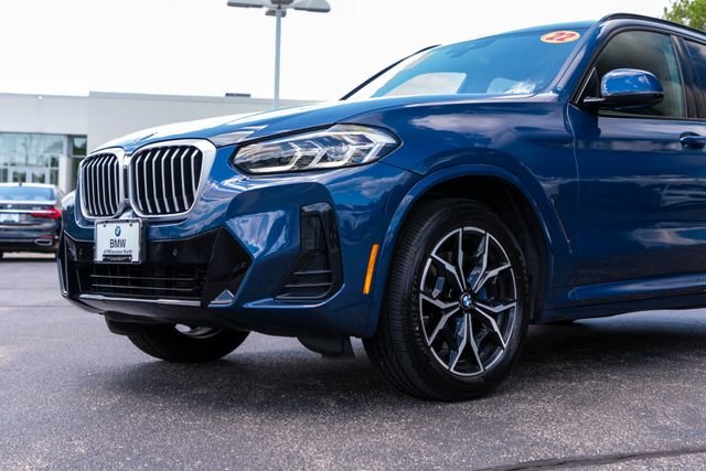Used 2022 Blue Metallic BMW xDrive30i image 6
