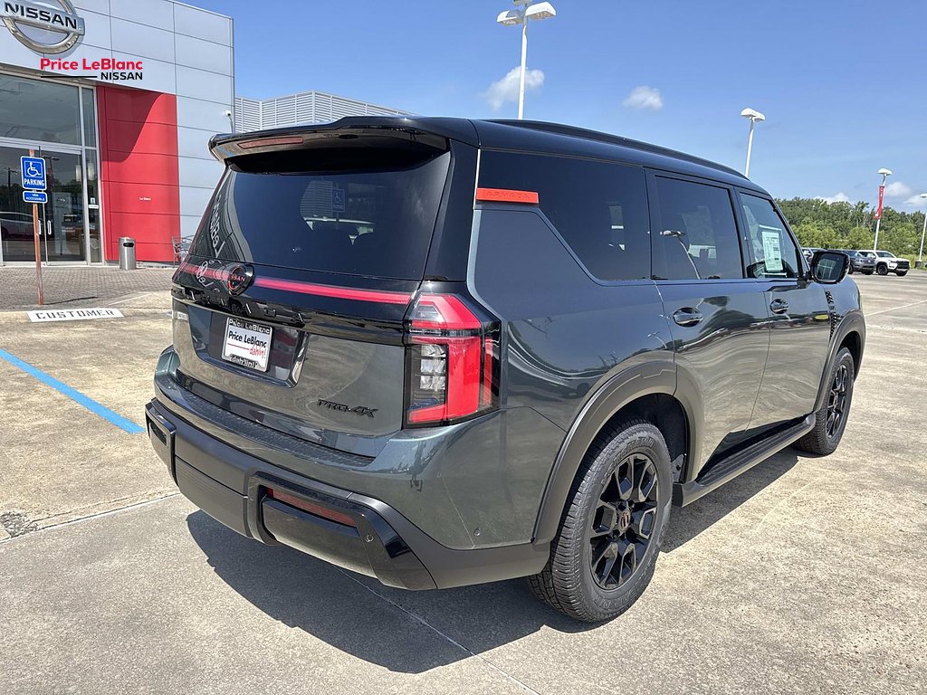 New 2026 Alpine Metallic / Super Black Two-tone Nissan PRO-4X® image 7