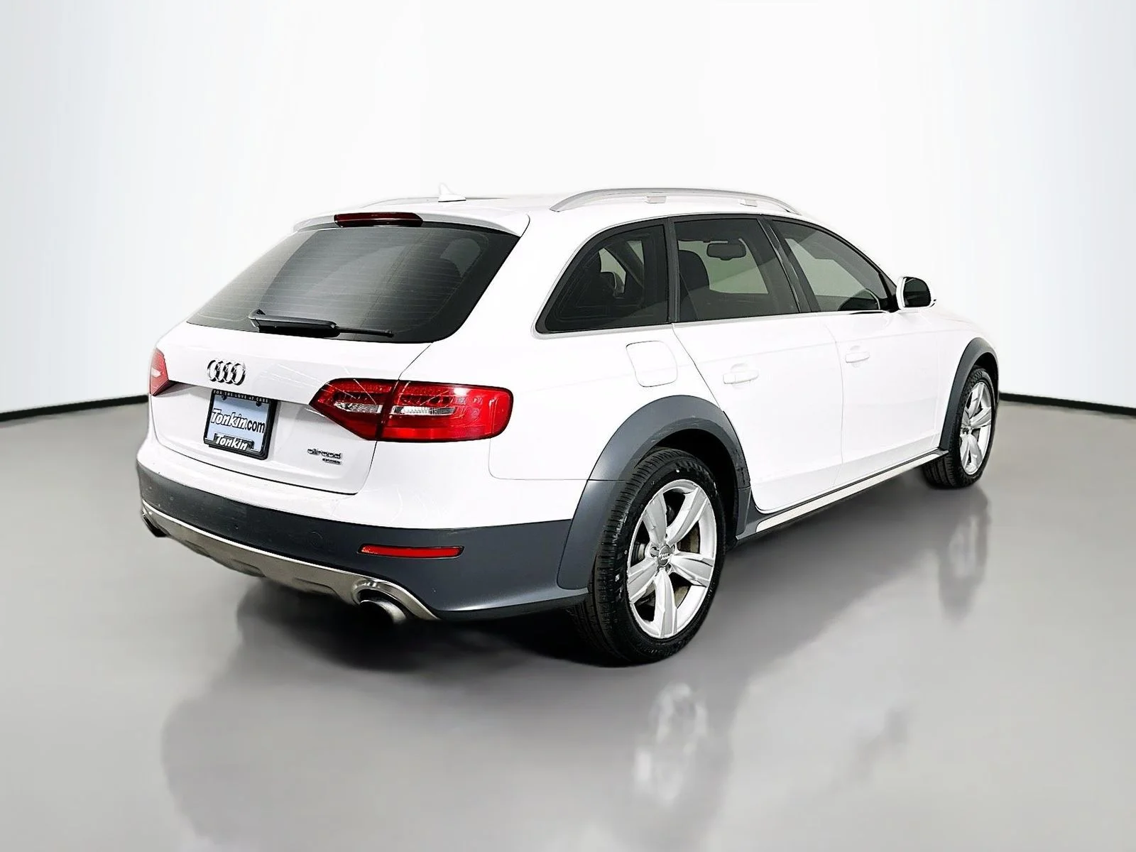 Used 2013  Audi 2.0T Premium Plus image 7