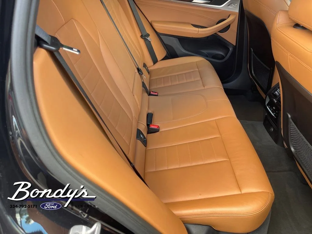 Used 2019 Black BMW sDrive30i image 16